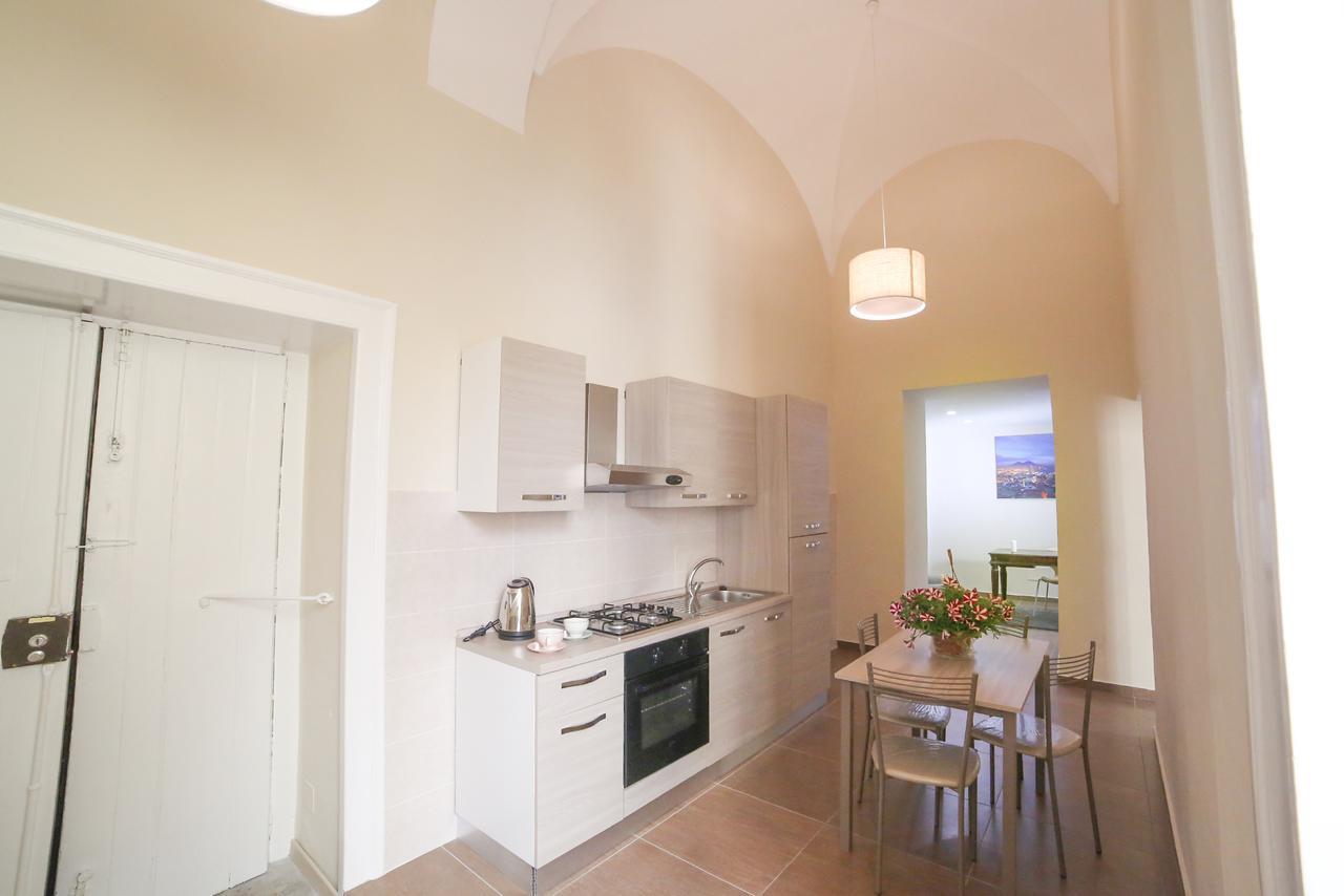 Bed and Breakfast Casa Historical Center Napoli Esterno foto