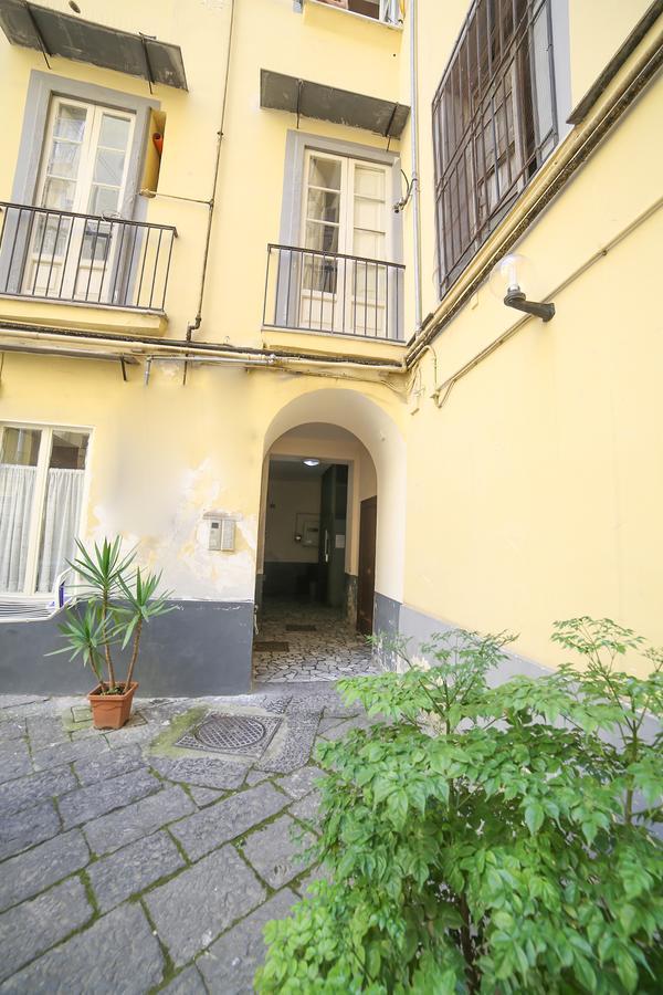 Bed and Breakfast Casa Historical Center Napoli Esterno foto